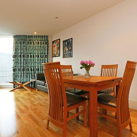 Riverside 1 Bed Apartment London Exterior photo